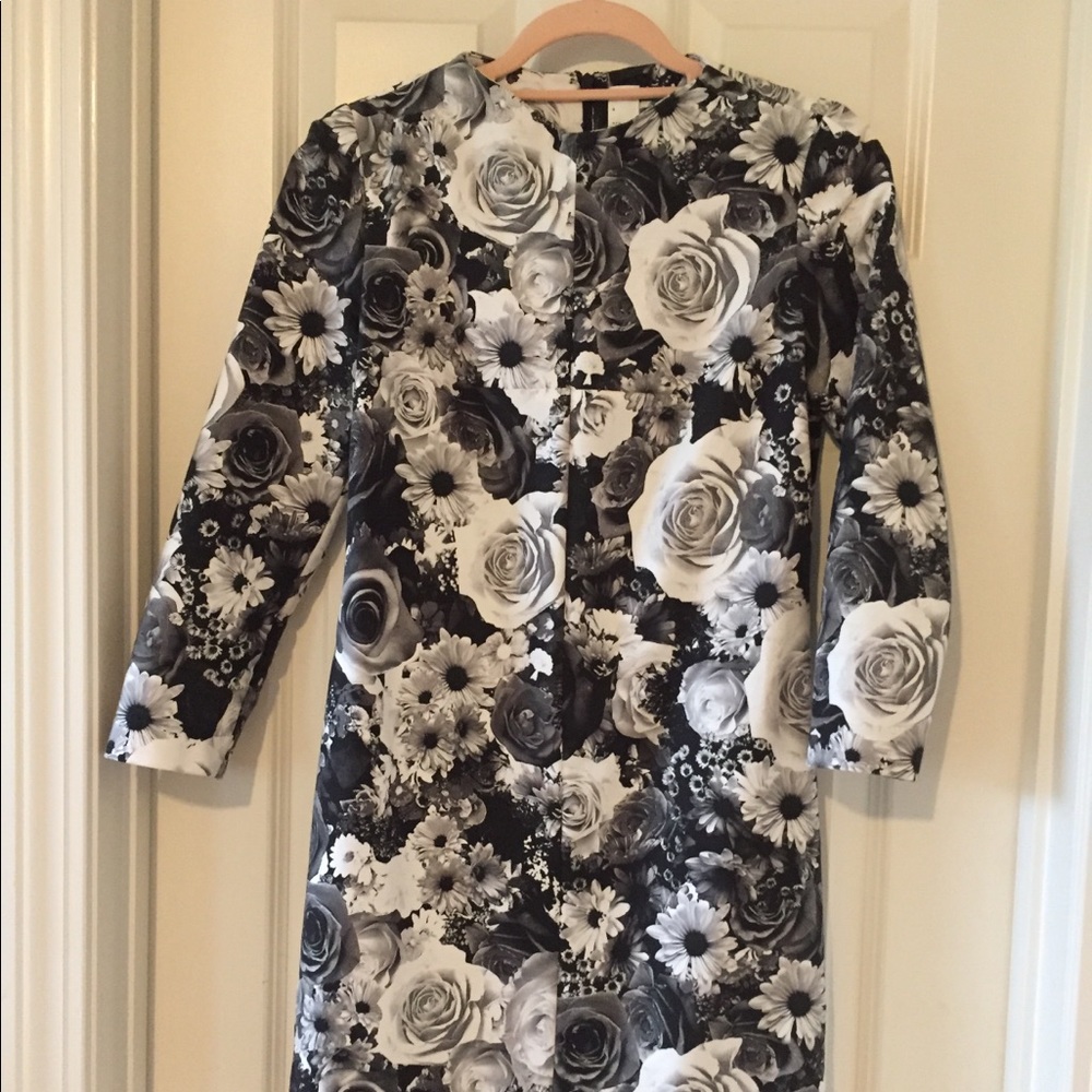 Gap Grey Floral Shift Dress